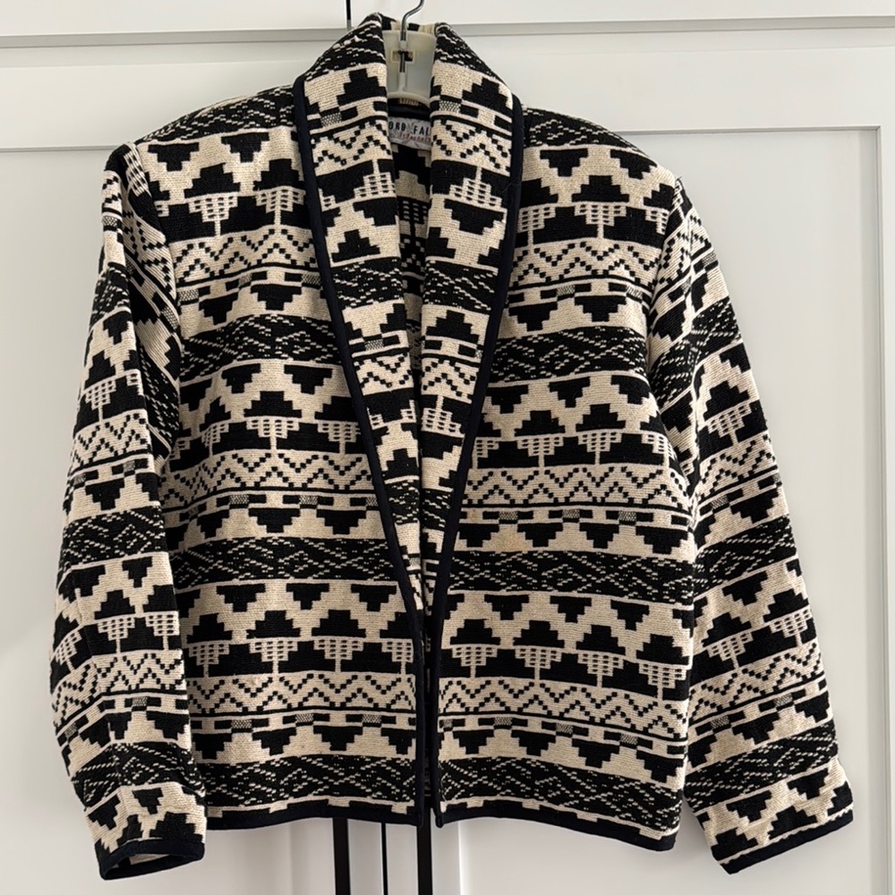 Bedford Fair Lifestyles Vintage Jacket Black Cream Southwest Tapestry Woven S